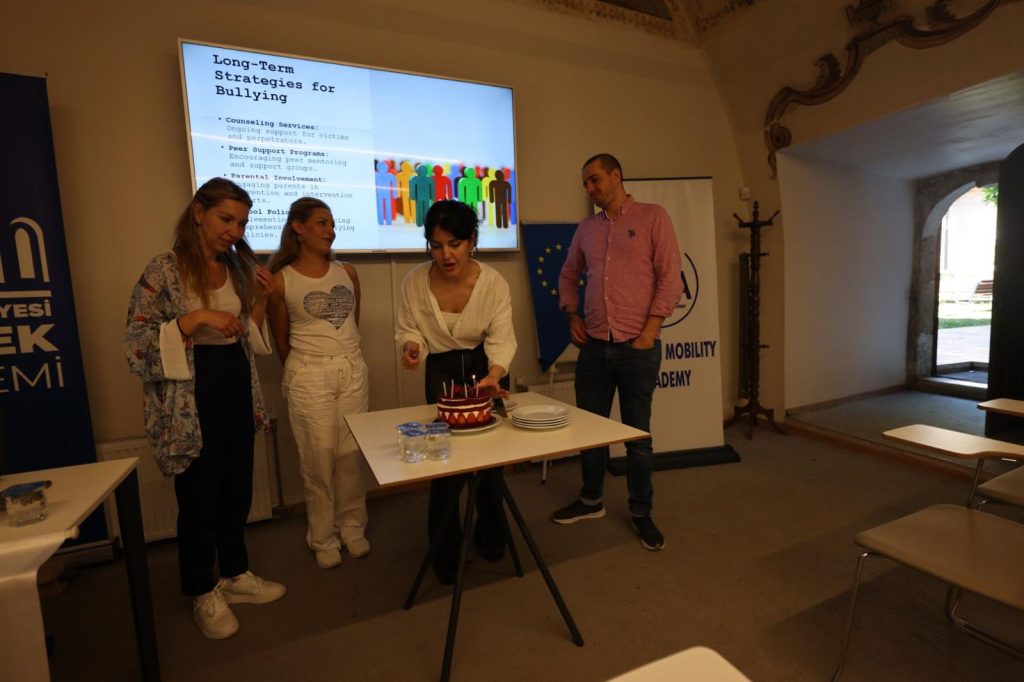 Cyber Bullying course in ISTANBUL 27-31 May 2024 — photo 21 of 29
