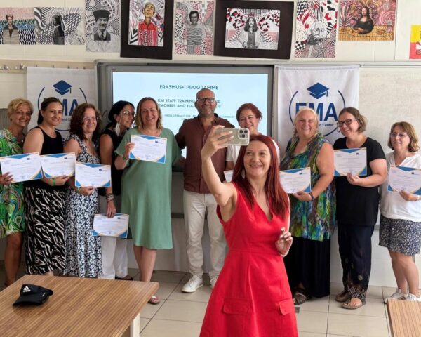 Digital Media Literacy for Effective Democratic Citizens